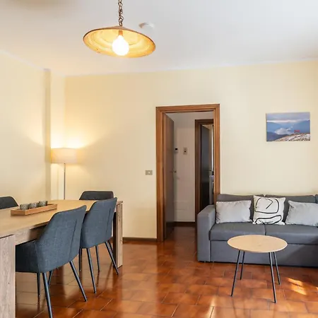 Valley Hideaway With Private Garden Near * Taceno